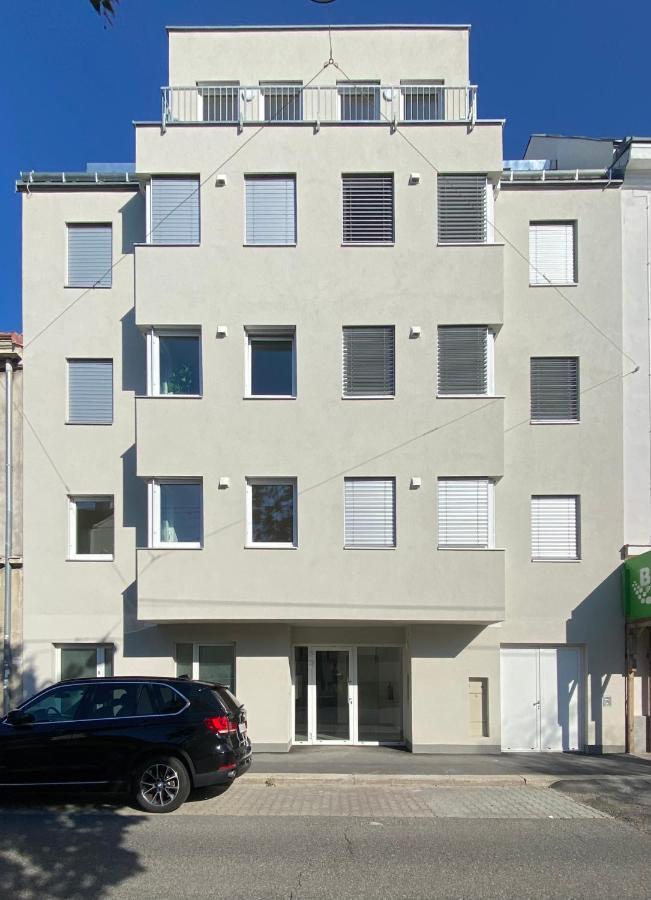 Stad10 - Apartments Very Close To Subway U2 Stadlau Виена Екстериор снимка