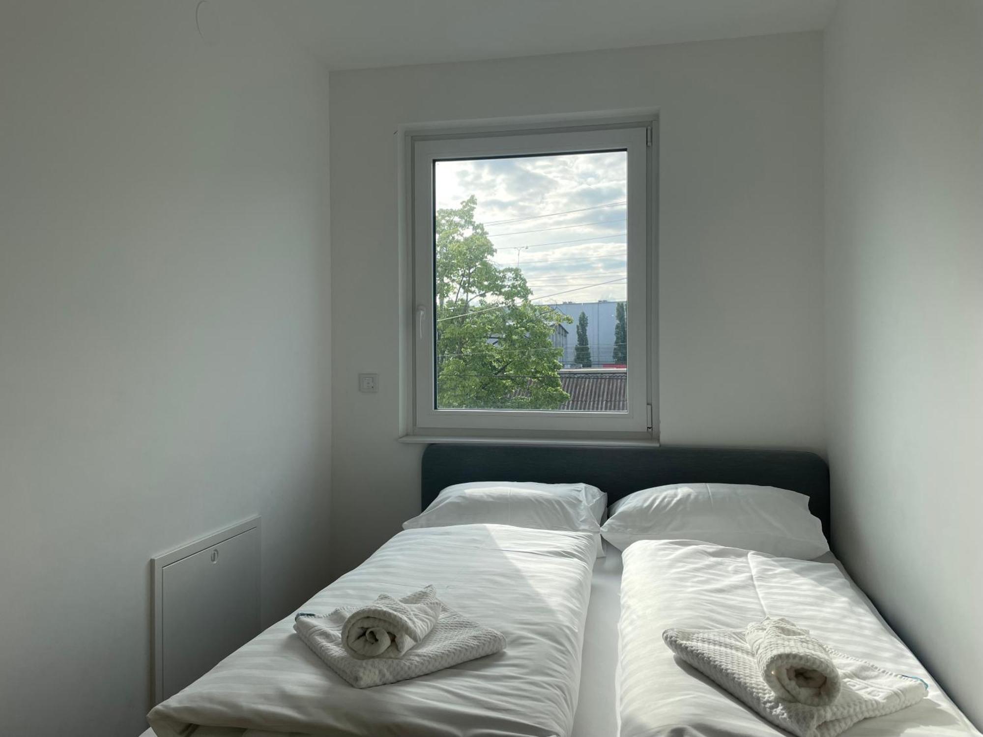 Stad10 - Apartments Very Close To Subway U2 Stadlau Виена Екстериор снимка